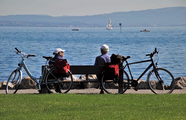 bench-4469453_640
